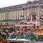 Reges Treiben auf dem Weihnachtsmarkt in Dresden