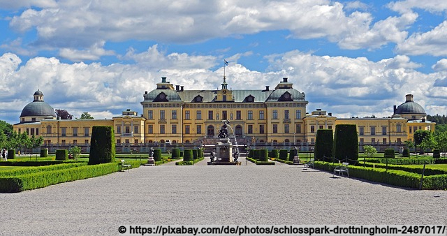 Schloss Drottningholm mit dem Schlosspark