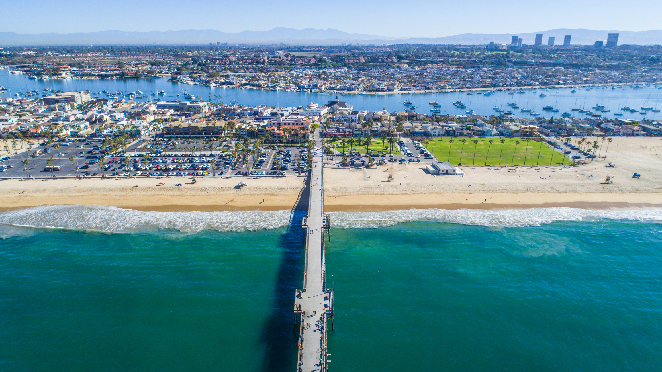 Luftbild von Balboa Island in Newport Beach in Südkalifornien