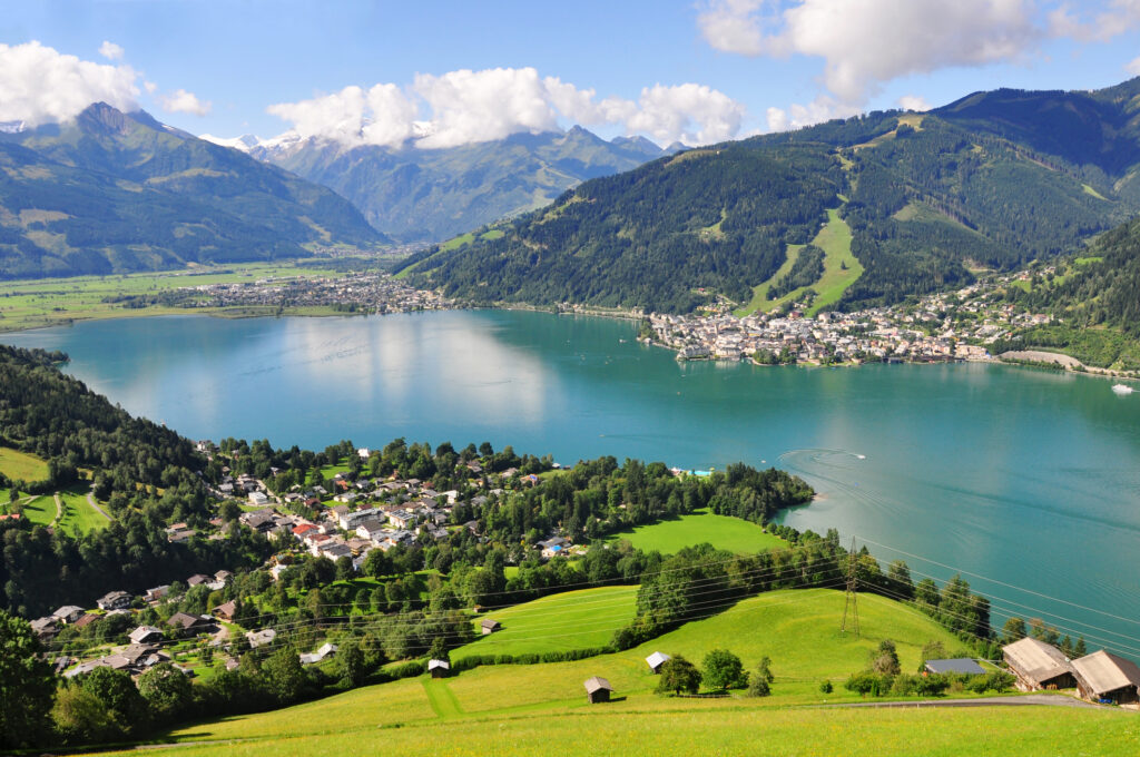 Panoramablick von Zell am See im Salzburger Land