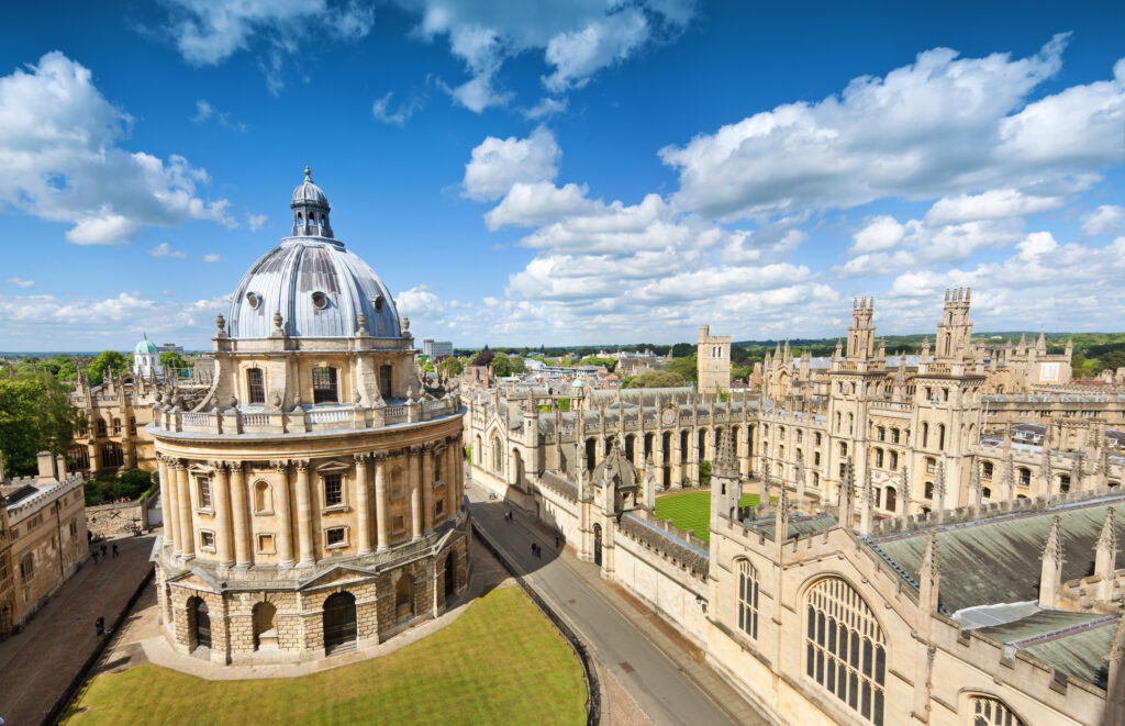 Oxford ist bekannt für die ältesten und renommiertesten Universitäten der Welt