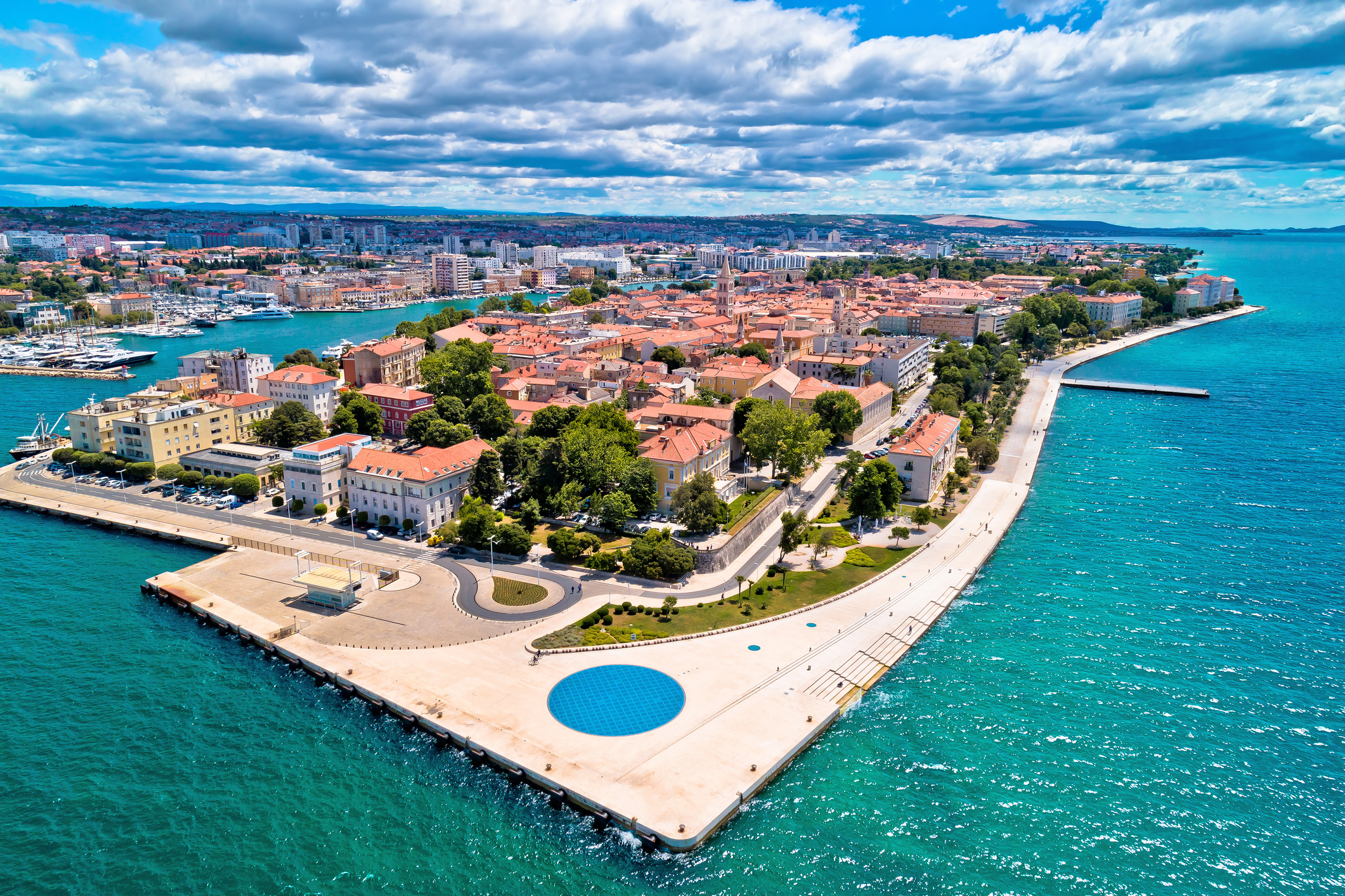 Blick auf die kroatische Stadt Zadar - Bildnachweis: xbrchx Stock-Datei-ID: 1248297068 – Lizenz vom: 03.07.2025