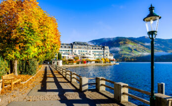 Zell am See in Österreich - Bildnachweis: FooTToo Stock-Datei-ID: 1355336097 – Lizenz vom: 09.07.2025
