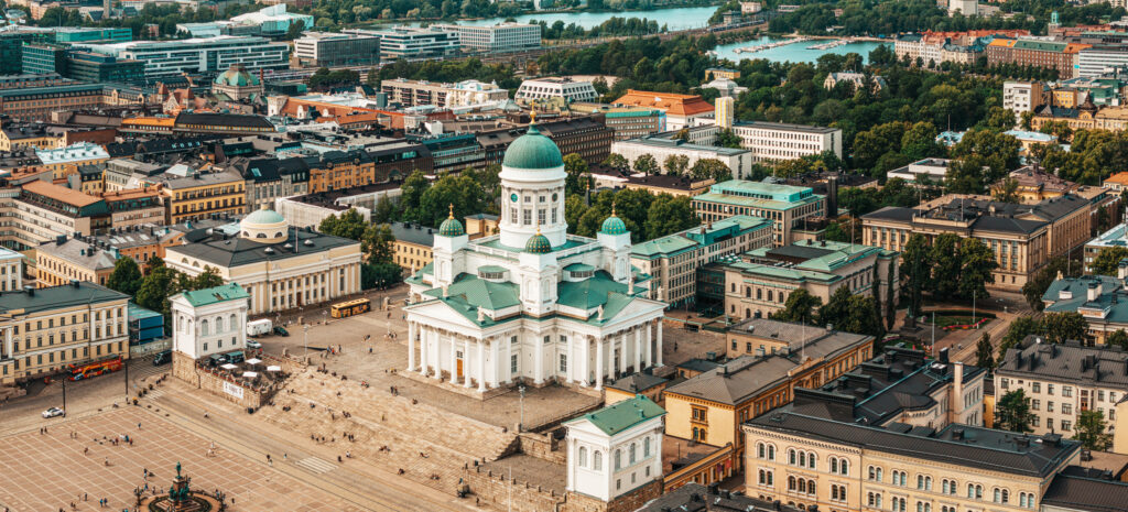 Die Kathedrale von Helsinki, Finnland - Bildnachweis: Mlenny Stock-Datei-ID: 1552543044 – Lizenz vom: 08.07.2025