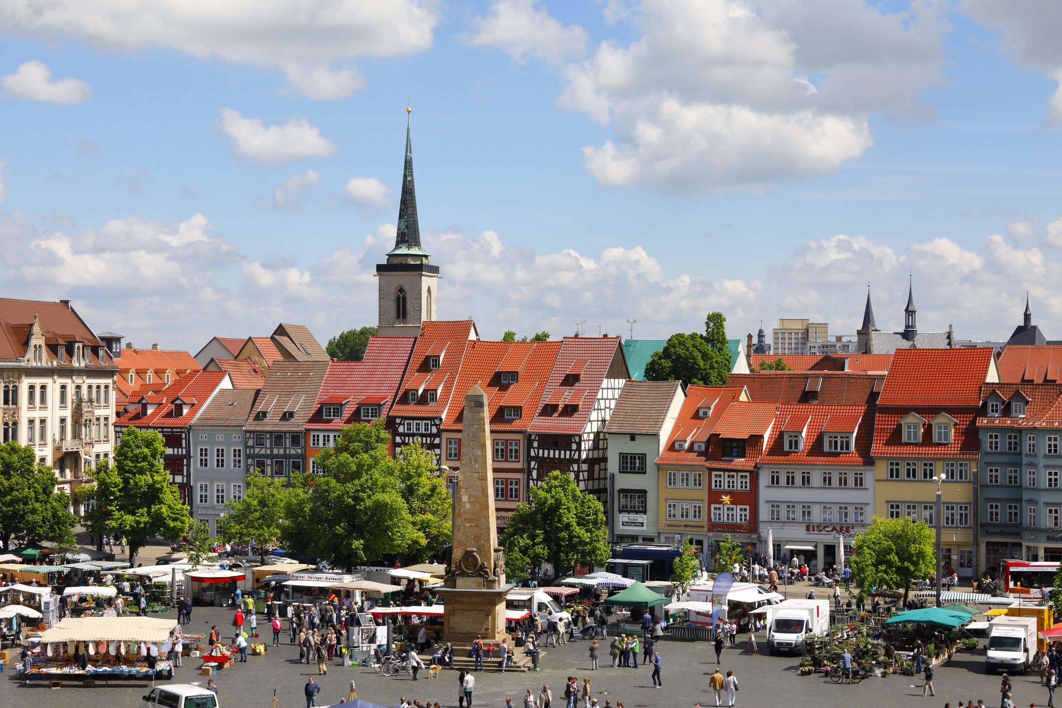 Der Domplatz in Erfurt - Bildnachweis: horstgerlach Stock-Datei-ID: 1552651854 – Lizenz vom: 03.07.2025