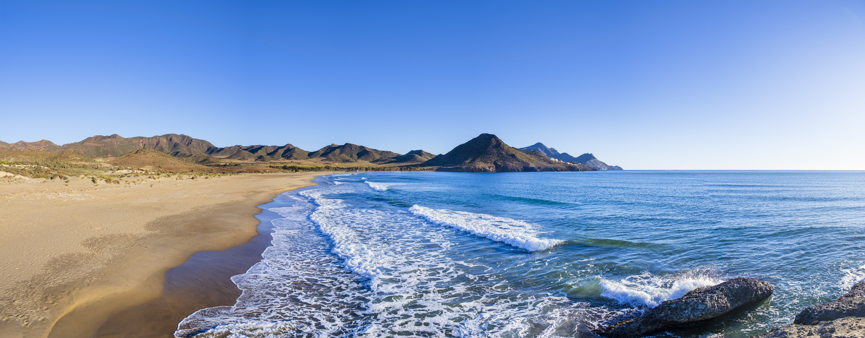 Der Strand Playa de los Genoveses in Spanien - Bildnachweis: dibrova Stock-Datei-ID: 1446457083 – Lizenz vom: 12.07.2025